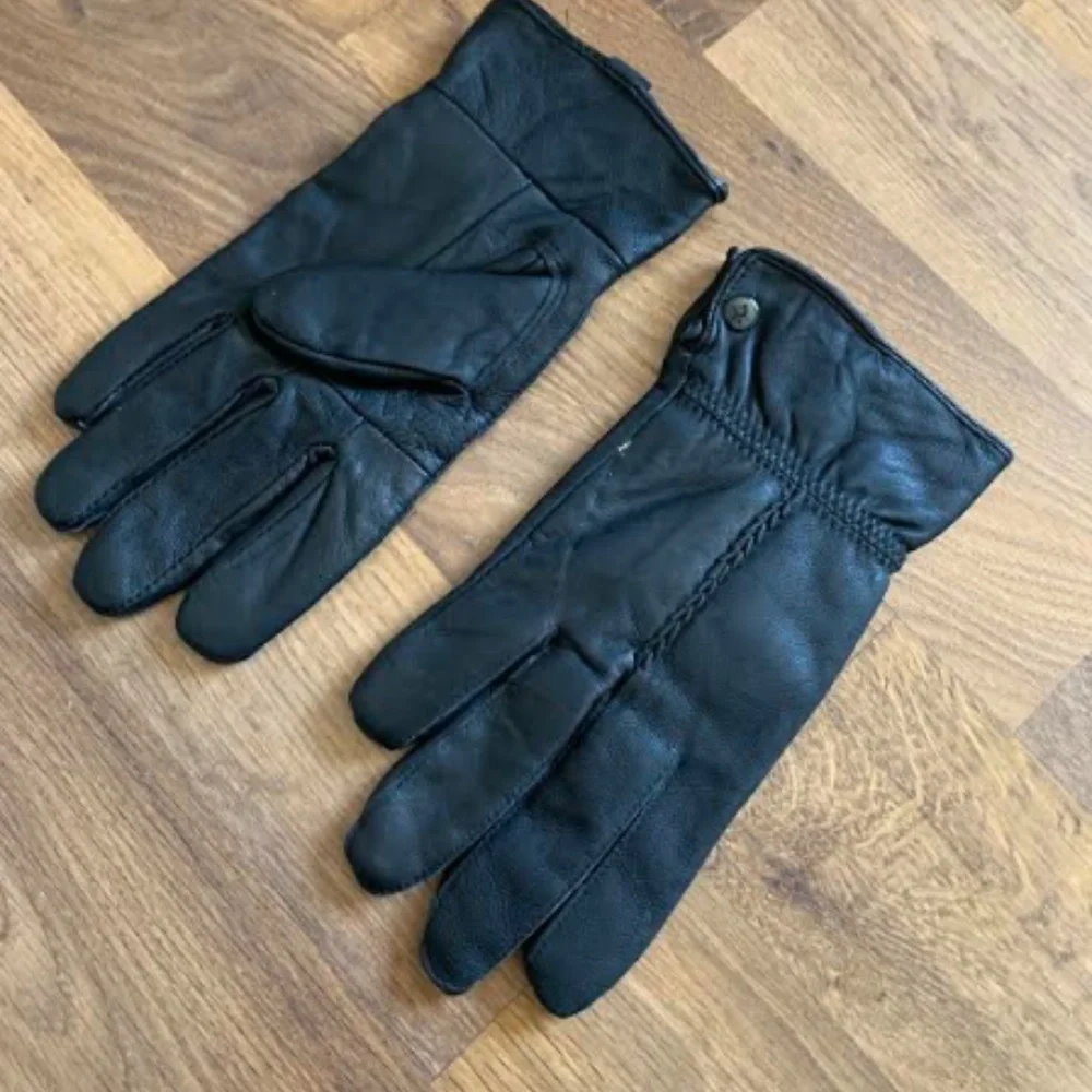 Vintage Leather Gloves